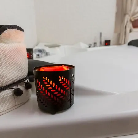 Flatinrome Trastevere Deluxe - Patio Гостевой дом 3*