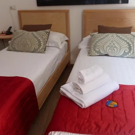 Flatinrome Trastevere Deluxe - Patio Гостевой дом