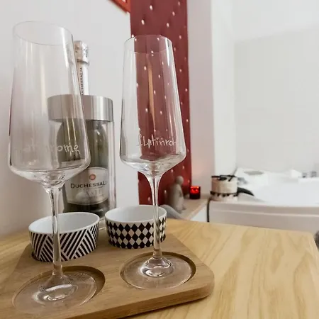 Гостевой дом Flatinrome Trastevere Deluxe - Patio Рим