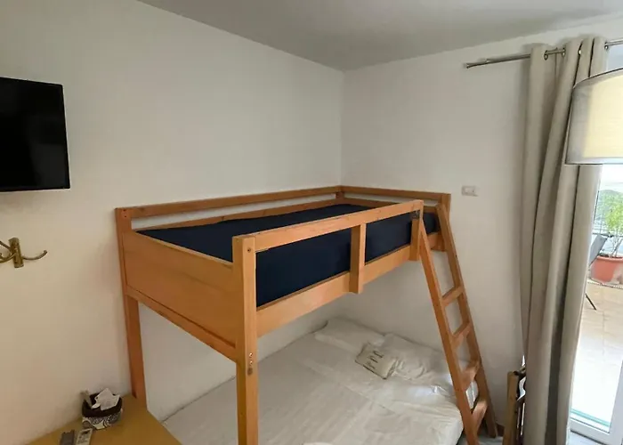 Flatinrome Trastevere Deluxe - Jacuzzi - Accetta Bonus Vacanze Hotel