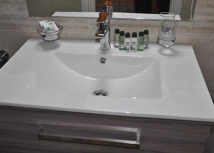 Hotel Flatinrome Trastevere Deluxe - Jacuzzi - Accetta Bonus Vacanze 3*