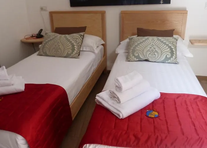 Flatinrome Trastevere Deluxe - Jacuzzi - Accetta Bonus Vacanze Hotel