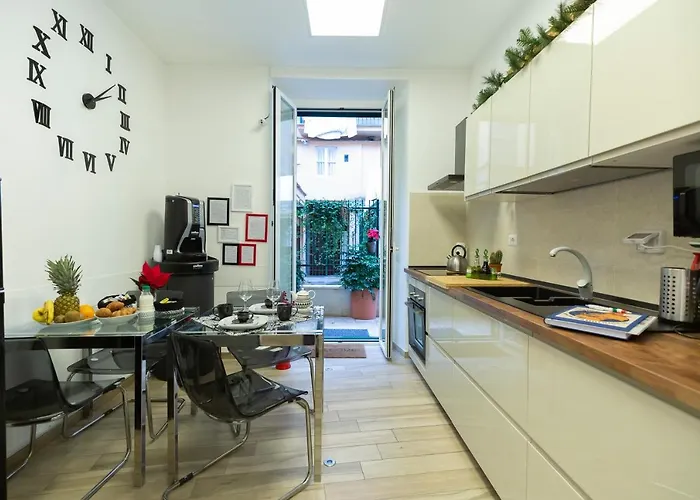 Flatinrome Trastevere Deluxe - Jacuzzi - Accetta Bonus Vacanze Hotel 3*